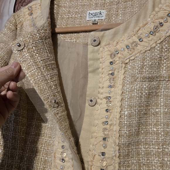 Berek Tan Tweed Lined Blazer with Ruffled Jeweled Trim Womens Medium - Picture 5 of 8